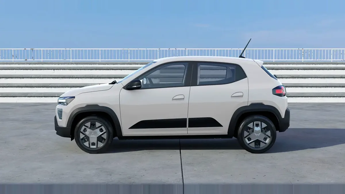 Dacia Spring Expression Electric 33kW (45CV) en renting en Madrid — Lateral