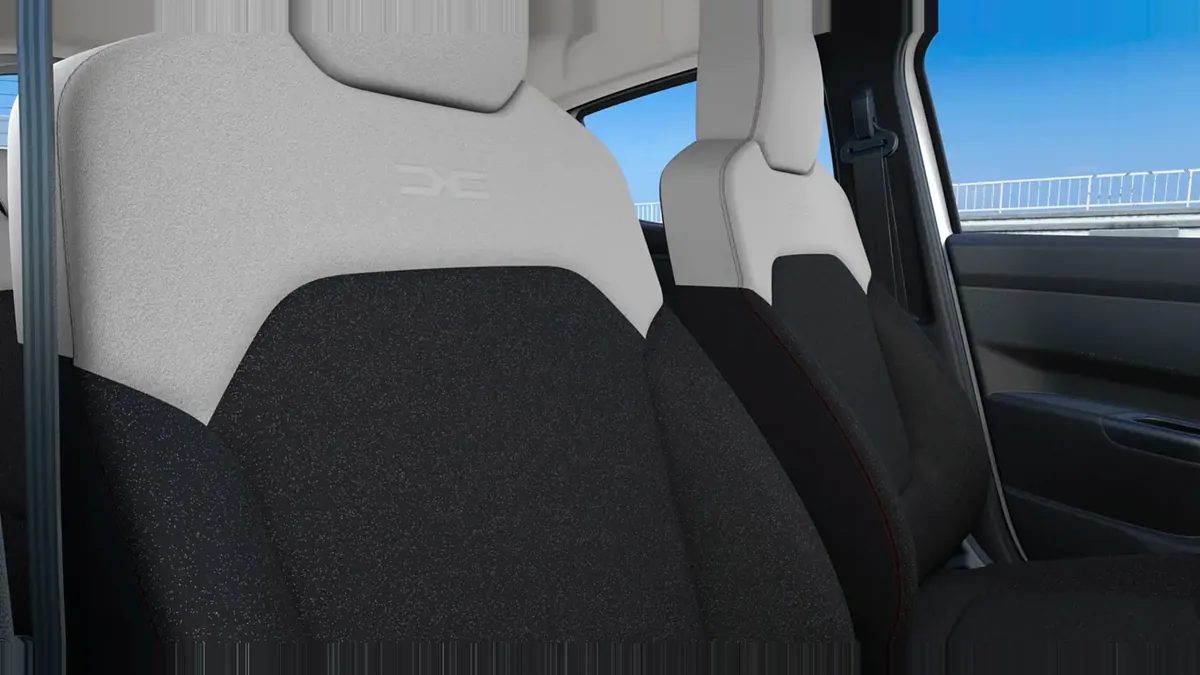 Dacia Spring Expression Electric 33kW (45CV) en renting en Madrid — Interior