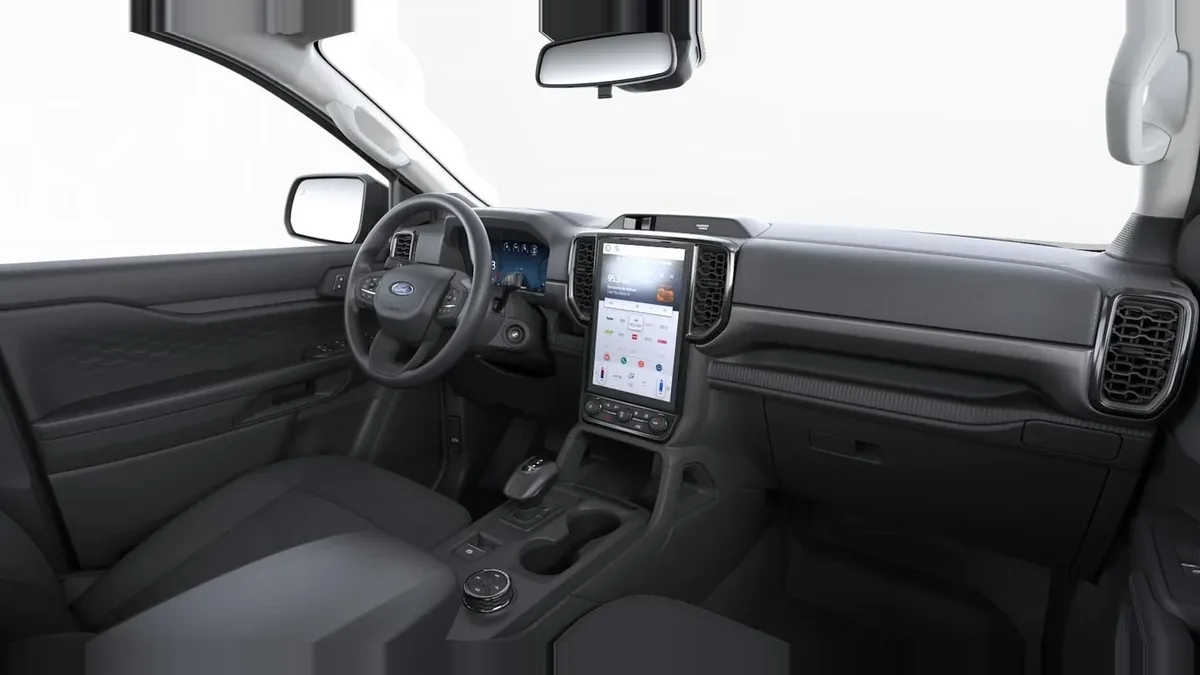 Ford Ranger XLT Doble Cabina 3.0 EcoBlue 240CV en renting en Madrid — Interior
