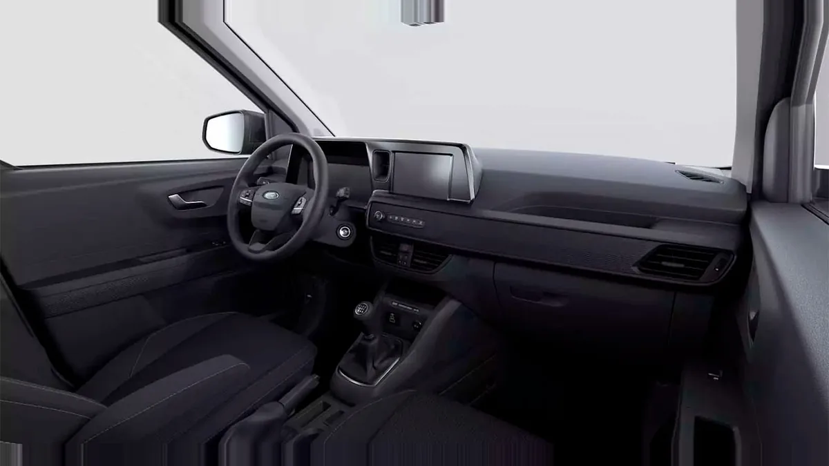 Ford Transit Courier Kombi 1.5 Ecoblue Trend II en renting en Madrid — Delantera