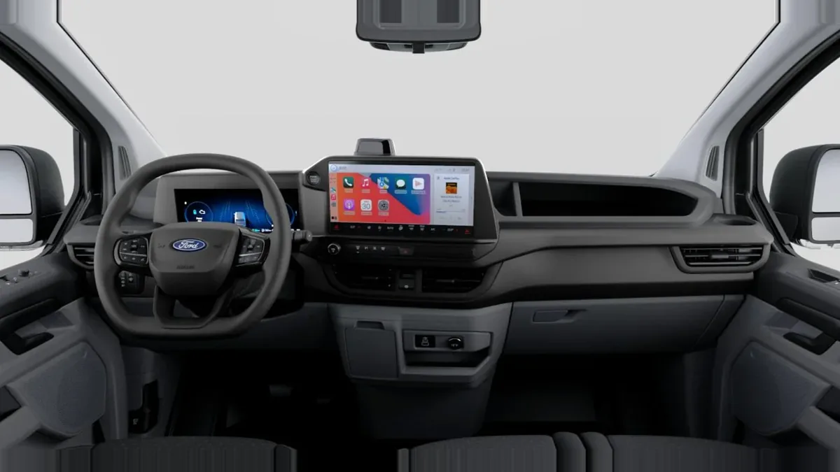 Ford TRANSIT Kombi 2.5 Duratec PHEV 171 340 L1 Trend en renting en Madrid — Interior