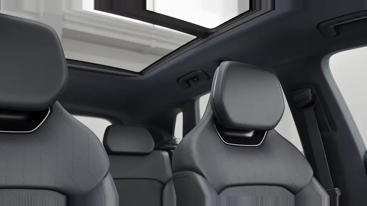 Lynk & Co 08 1.5 PHEV Core en renting en Madrid — Interior