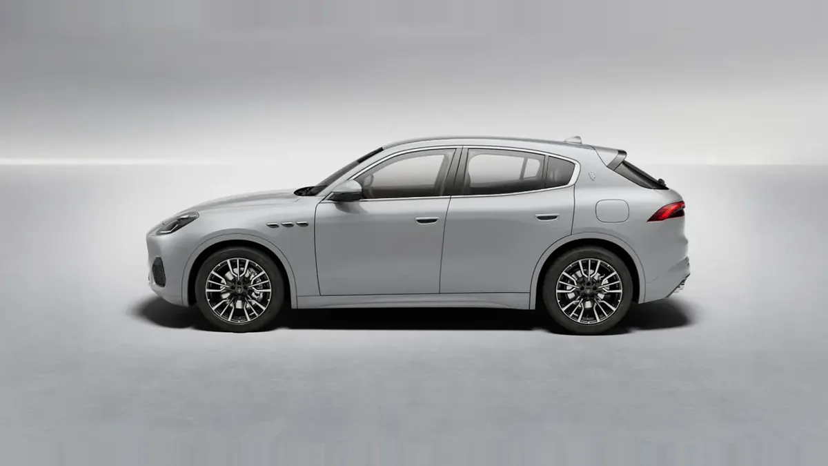 Maserati Grecale L4 MHEV 300CV AWD en renting en Madrid — Lateral