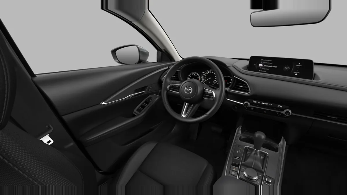 Mazda CX-30 e-SKYACT G MHEV Centre-Line en renting en Madrid — Delantera