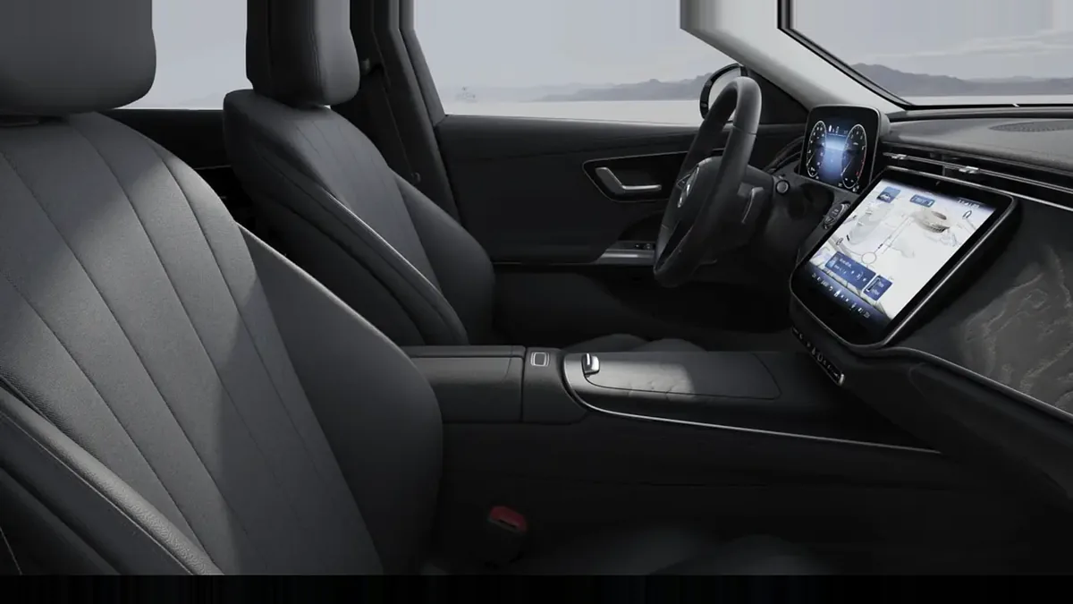 Mercedes-Benz Clase E 200 en renting en Madrid — Interior