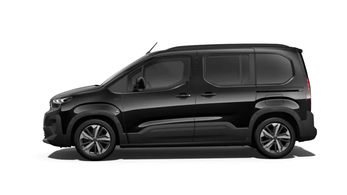 Peugeot Rifter 5P GT BlueHDi 130 EAT8 Standard en renting en Madrid — Lateral