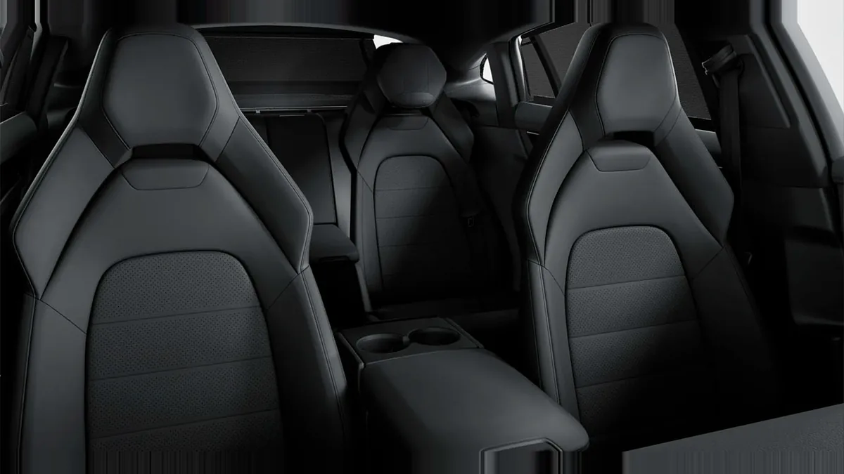 Porsche Panamera 4 E-Hybrid Executive en renting en Madrid — Interior
