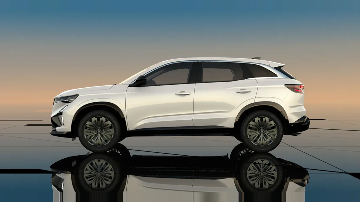 Renault Austral E-Tech Full Hybrid Evolution 147kW en renting en Madrid — Lateral