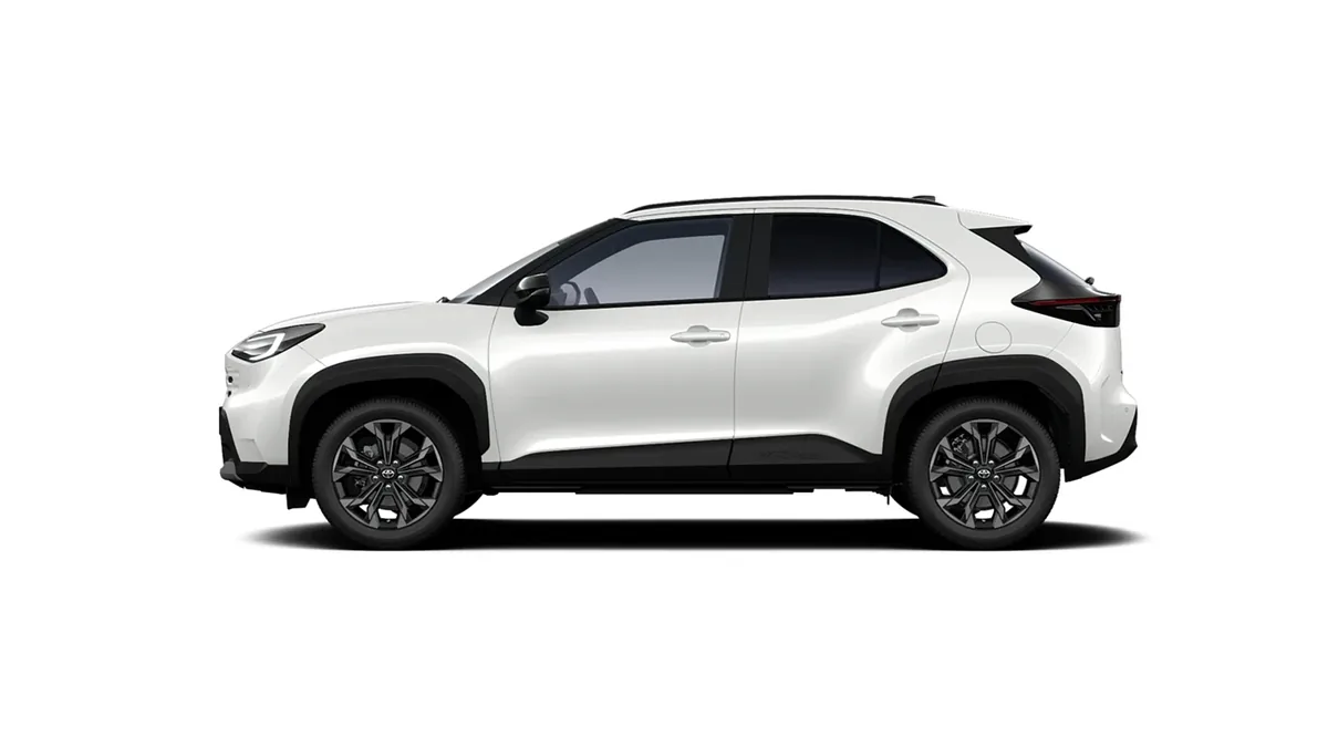 Toyota Yaris Cross 130H e-CVT 5P Active en renting en Madrid — Interior