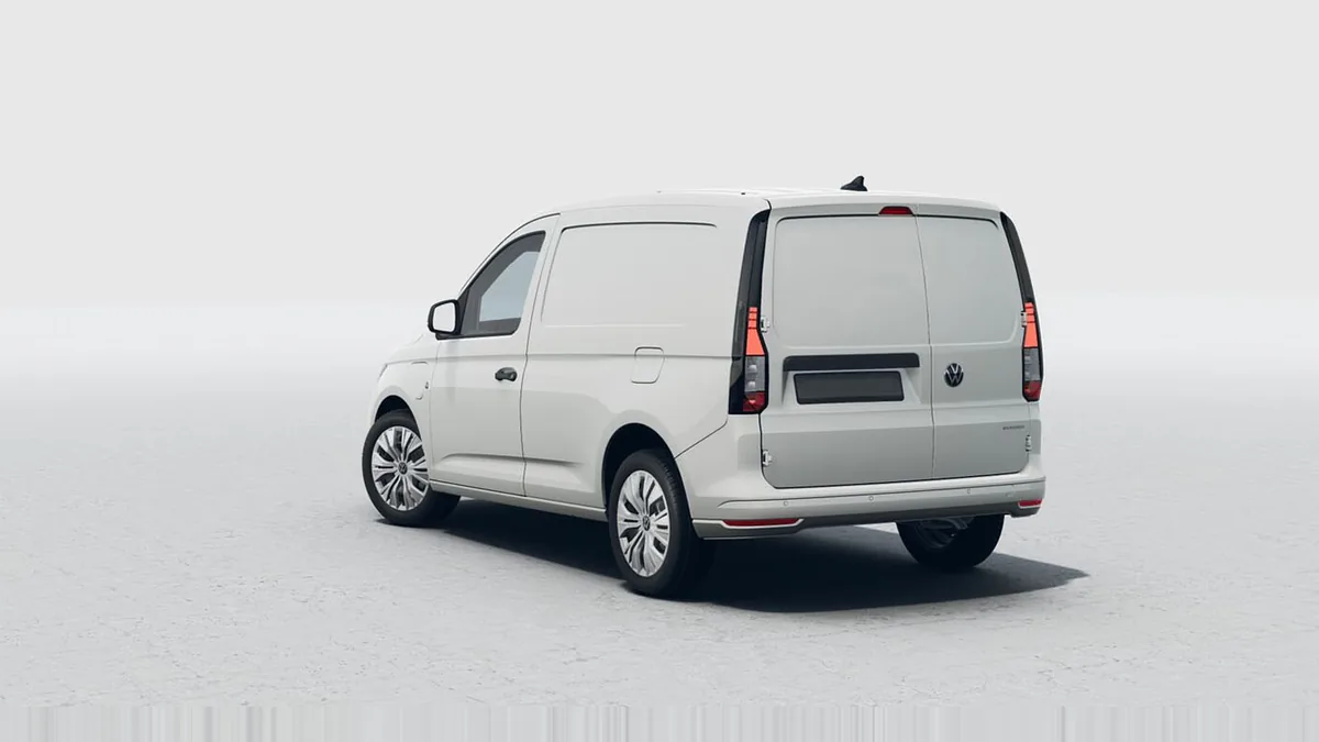 Volkswagen Caddy Cargo PHEV 1.5 TSI eHybrid en renting en Madrid — Trasera