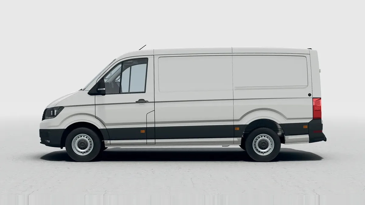 Volkswagen Crafter 35 Fresh Van BM L3 2.0 TDI FWD 103kW (140CV)  - ISOTERMO en renting en Madrid — Trasera