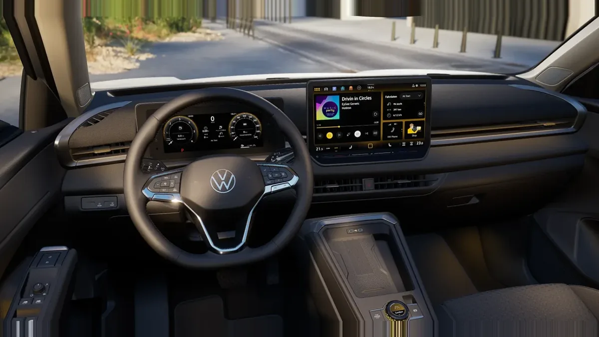 Volkswagen T-ROC Match 1.5 eTSI 150CV DSG en renting en Madrid — Delantera