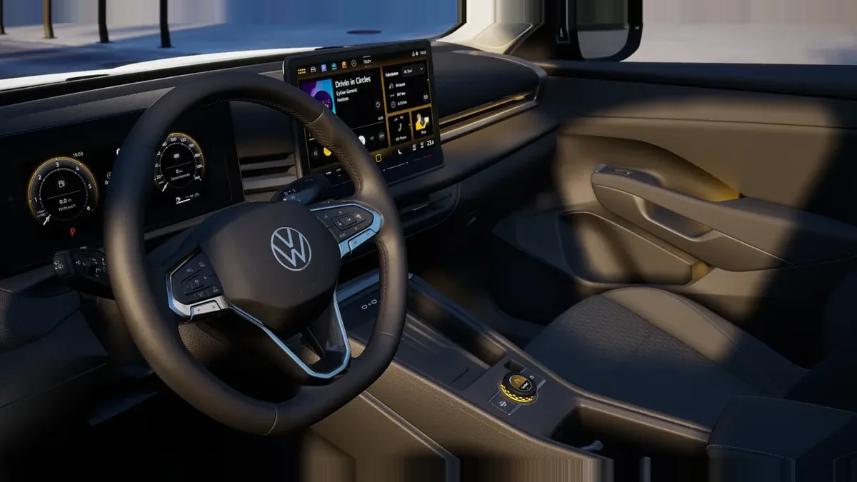 Volkswagen T-ROC Match 1.5 eTSI 150CV DSG en renting en Madrid — Interior