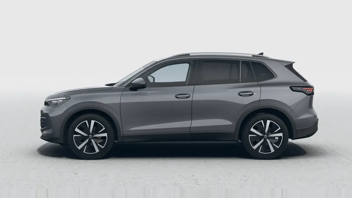 Volkswagen Tiguan "Más" 2.0 TDI DSG en renting en Madrid — Delantera